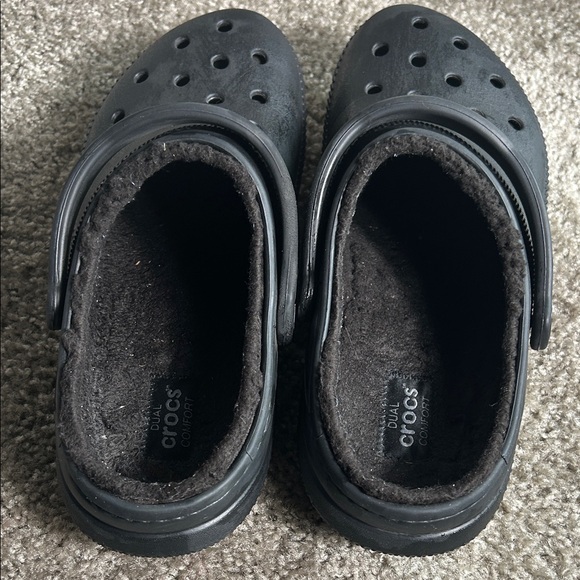 Women Black Crocs - Picture 10 of 11